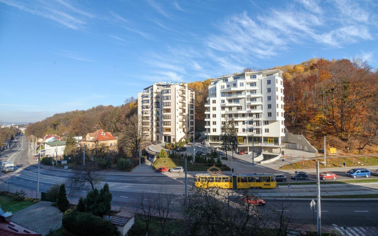 Colored Balloons - 3 Bedrooms, 3 Bathrooms, Equipped Large Apartments Lviv Eksteriør billede