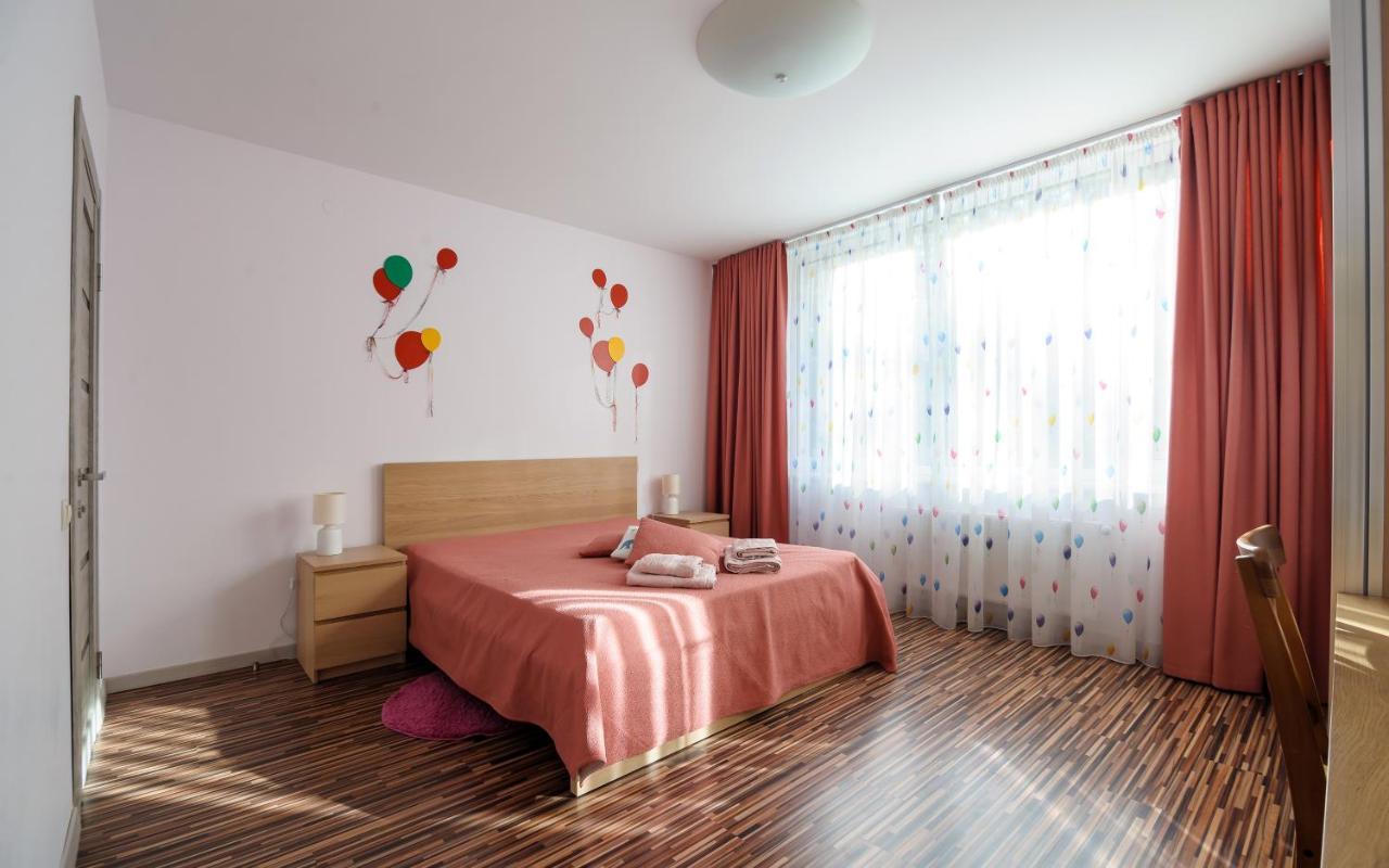 Colored Balloons - 3 Bedrooms, 3 Bathrooms, Equipped Large Apartments Lviv Eksteriør billede