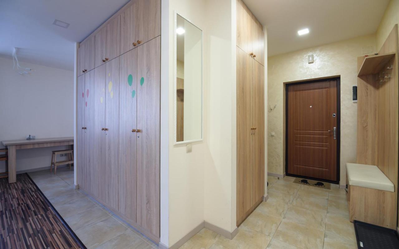 Colored Balloons - 3 Bedrooms, 3 Bathrooms, Equipped Large Apartments Lviv Eksteriør billede